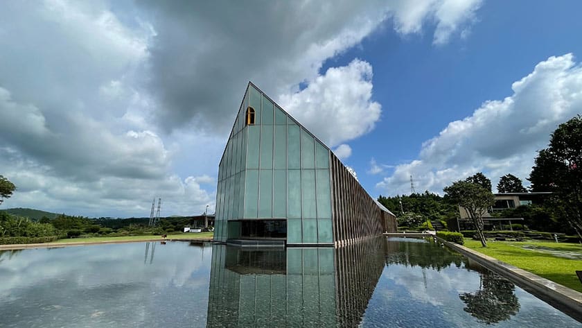 architectural landscape of modern building on the water