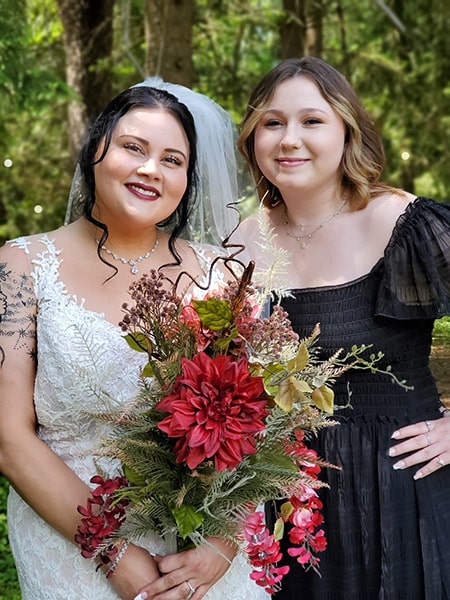 wedding portrait of bride and her sister
